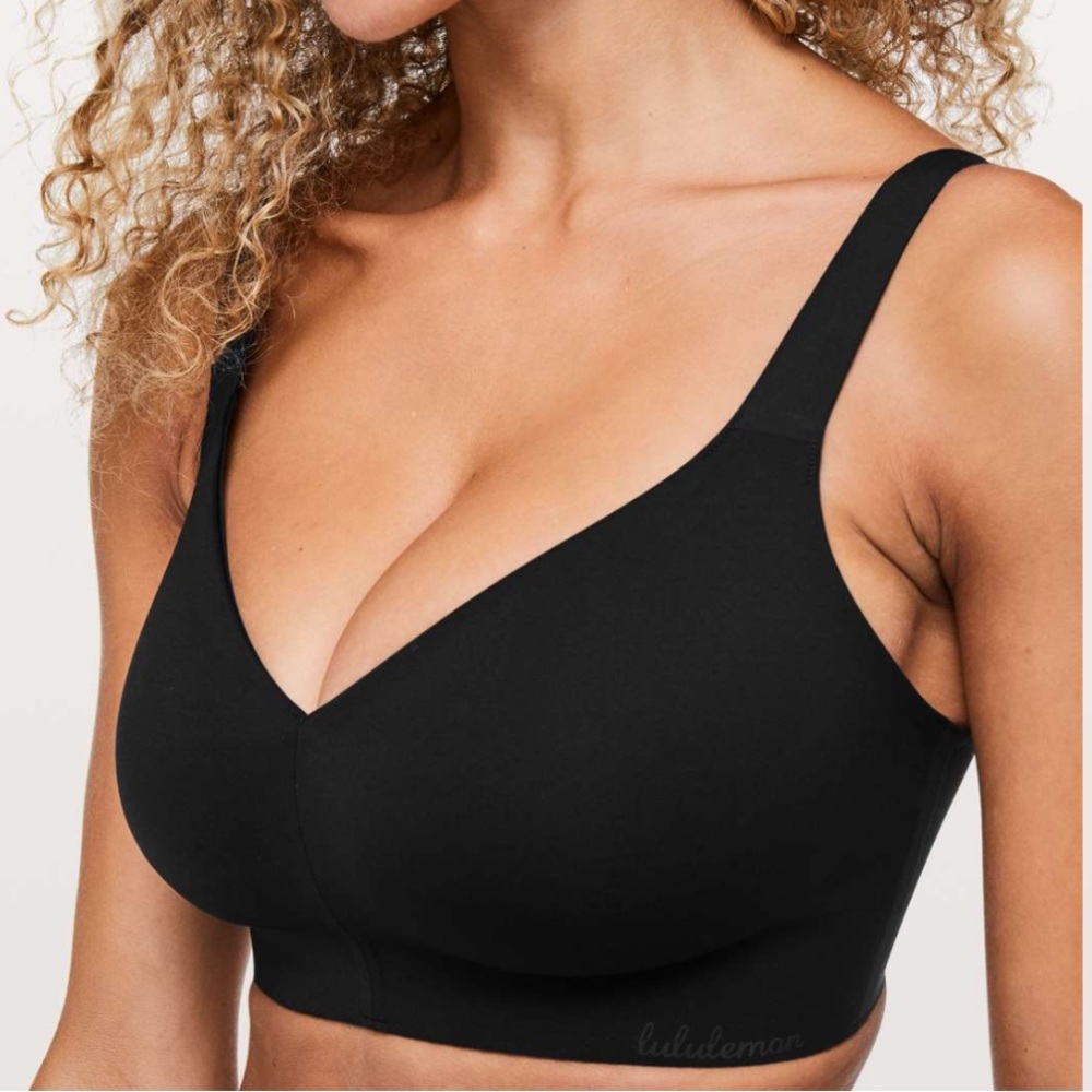 Lululemon Like Nothing Bra in Black 32E